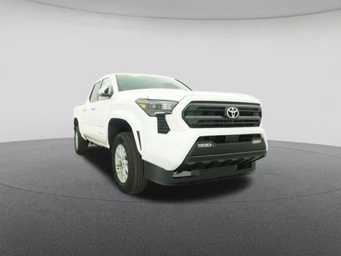 New 2025 Toyota Tacoma SR5 AWD/4WD image 30