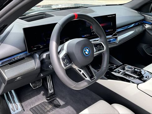 Certified 2025 BMW i5 M60 w/ Executive Package image 18