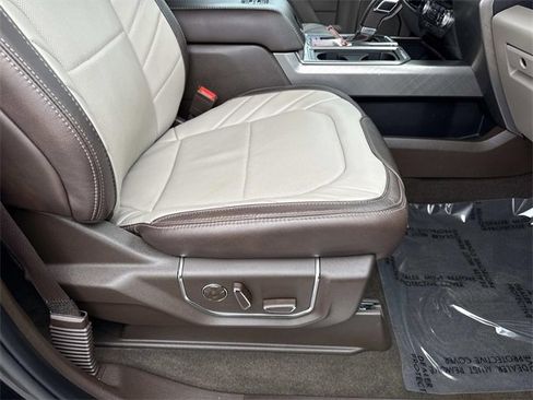 Used 2019 Ford F150 Limited w/ Trailer Tow Package image 13