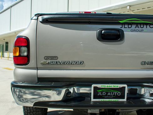 Used 2004 Chevrolet Silverado 1500 4x4 Regular Cab w/ Light Duty Power Package image 35