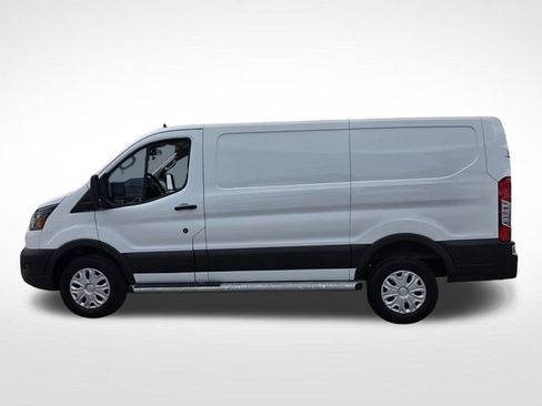 Certified 2025 Ford Transit 250 Low Roof w/ Exterior Upgrade Package RWD image 6