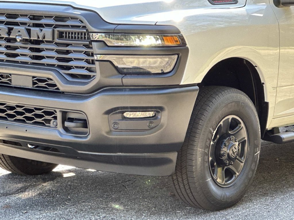 New 2026 RAM 3500 Tradesman AWD/4WD image 7