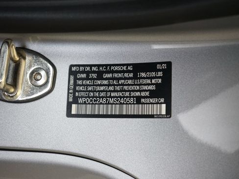 Used 2021 Porsche 718 Boxster Spyder RWD image 29