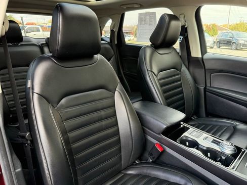 Used 2020 Ford Edge SEL w/ Cold Weather Package image 27