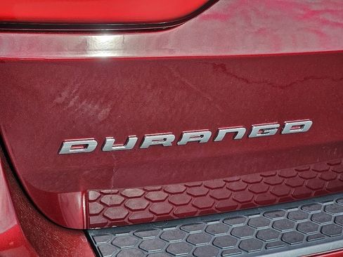 Used 2021 Dodge Durango SXT image 12