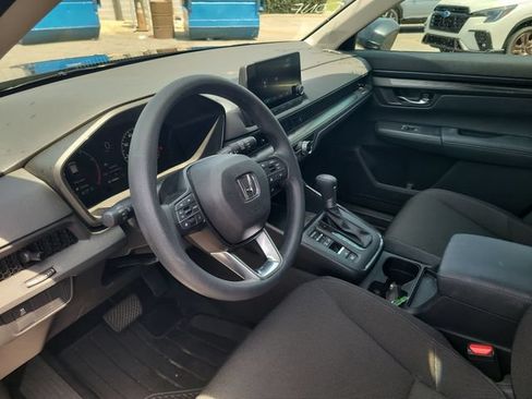Used 2025 Honda CR-V EX image 9