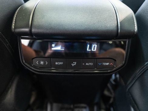 Certified 2026 Toyota Highlander Limited AWD/4WD image 33