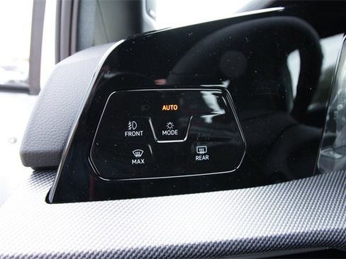 New 2026 Volkswagen GTI SE image 16