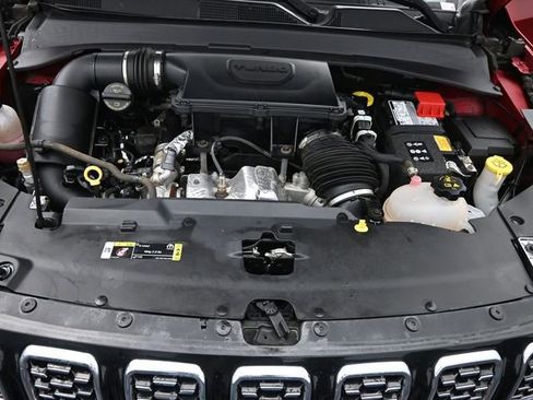 Used 2025 Jeep Compass Limited image 22