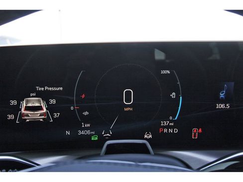 Used 2026 Cadillac Vistiq Premium Luxury image 14