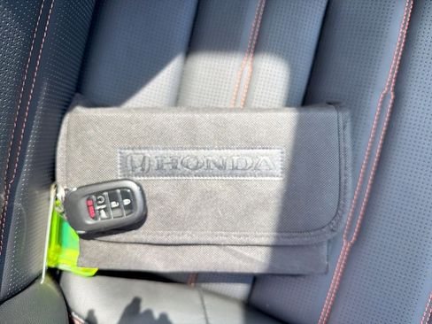 Used 2025 Honda CR-V Sport Touring image 41