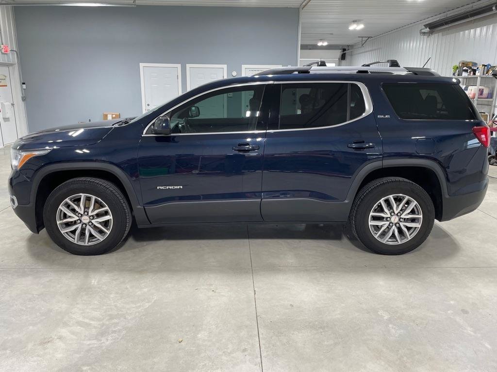 Used 2017 GMC Acadia SLE w/ Driver Alert Package I AWD/4WD image 4