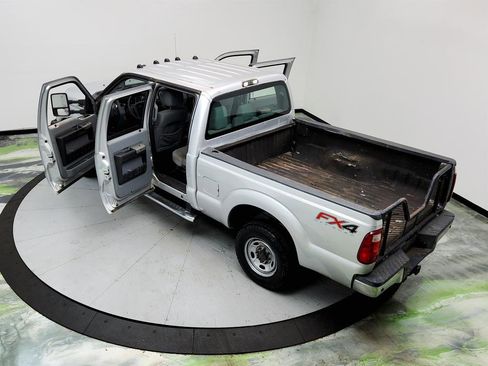 Used 2015 Ford F250 XLT w/ XLT Value Package image 36