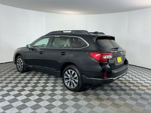 Used 2016 Subaru Outback 2.5i Limited AWD/4WD image 7