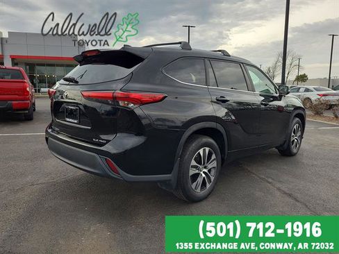 Used 2023 Toyota Highlander XLE image 41
