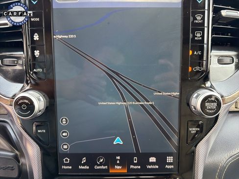 Used 2022 RAM 2500 Limited w/ Towing Technology Group image 39