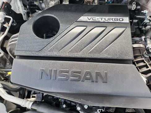 Used 2023 Nissan Rogue S image 28