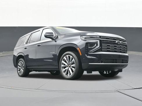 Used 2025 Chevrolet Tahoe High Country AWD/4WD image 63