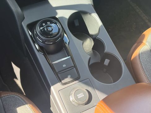 Used 2022 Ford Bronco Sport Outer Banks w/ Tech Package image 18