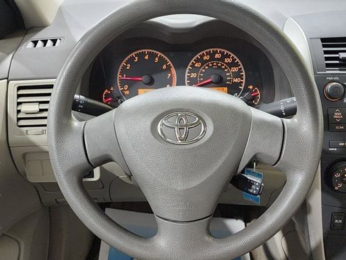 Used 2009 Toyota Corolla LE FWD image 11