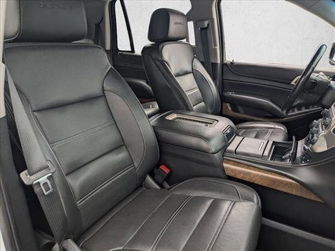 Used 2020 GMC Yukon Denali w/ Open Road Package AWD/4WD image 24