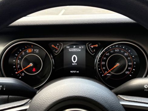 Used 2021 Jeep Wrangler Sport AWD/4WD image 15