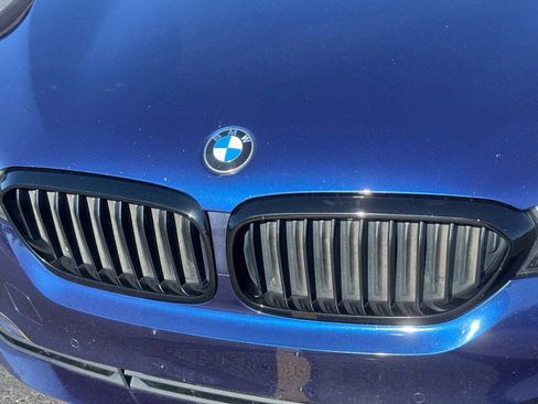 Used 2017 BMW 530i xDrive image 25