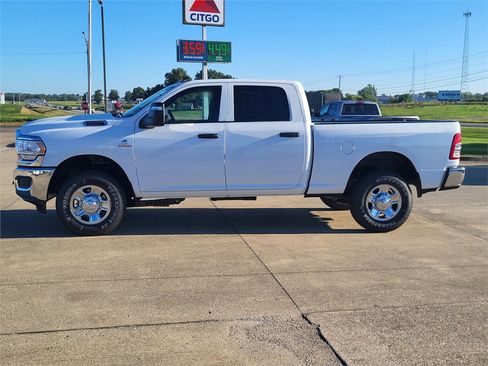 New 2024 RAM 3500 Tradesman w/ Chrome Appearance Group image 2