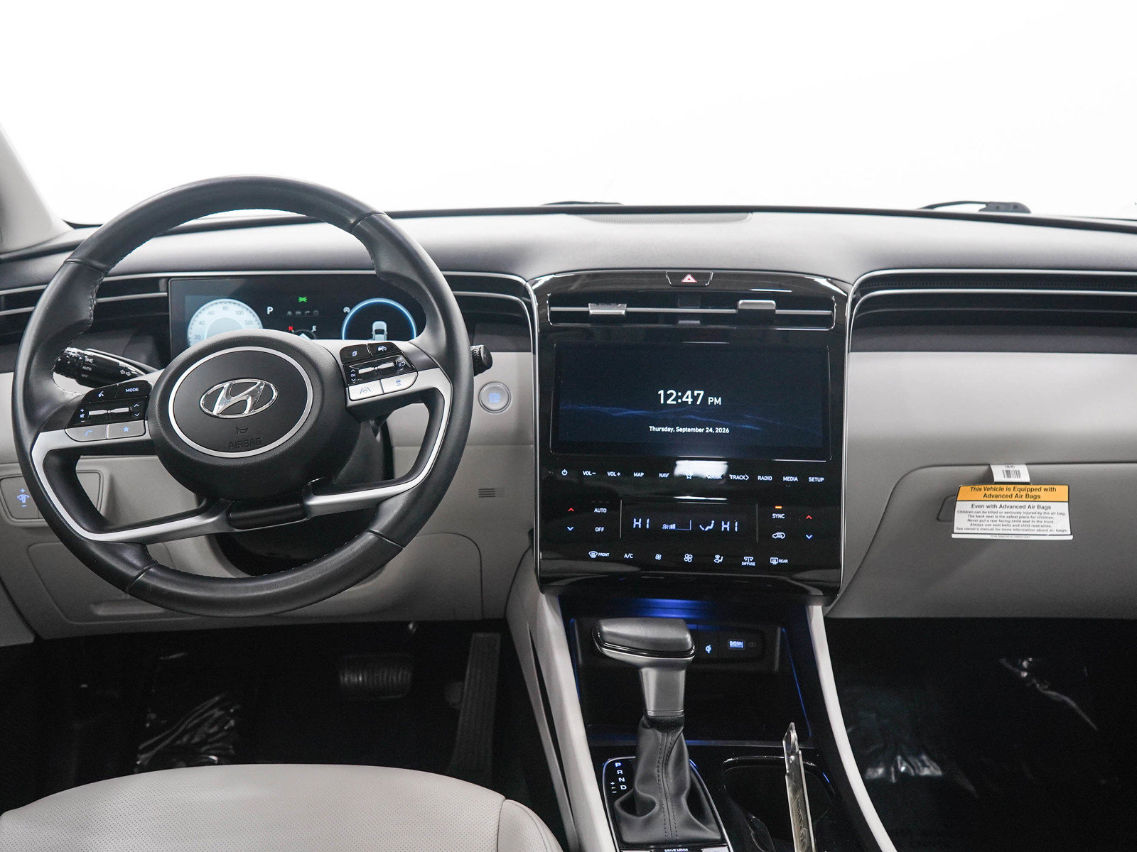 Used 2024 Hyundai Tucson SEL w/ Convenience Package AWD/4WD image 15