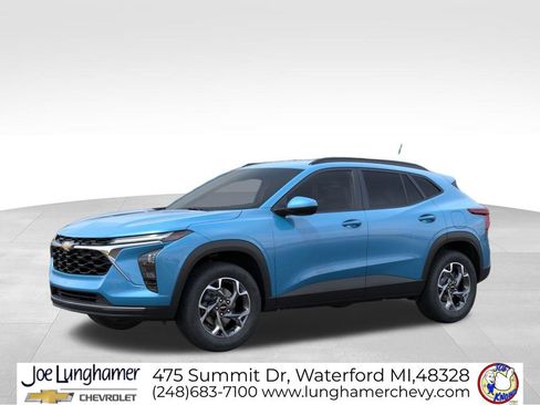 New 2026 Chevrolet Trax LT FWD image 2
