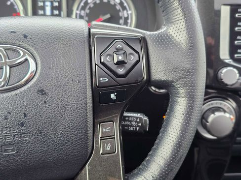 Certified 2023 Toyota 4Runner TRD Off-Road Premium w/ Moonroof Package AWD/4WD image 30