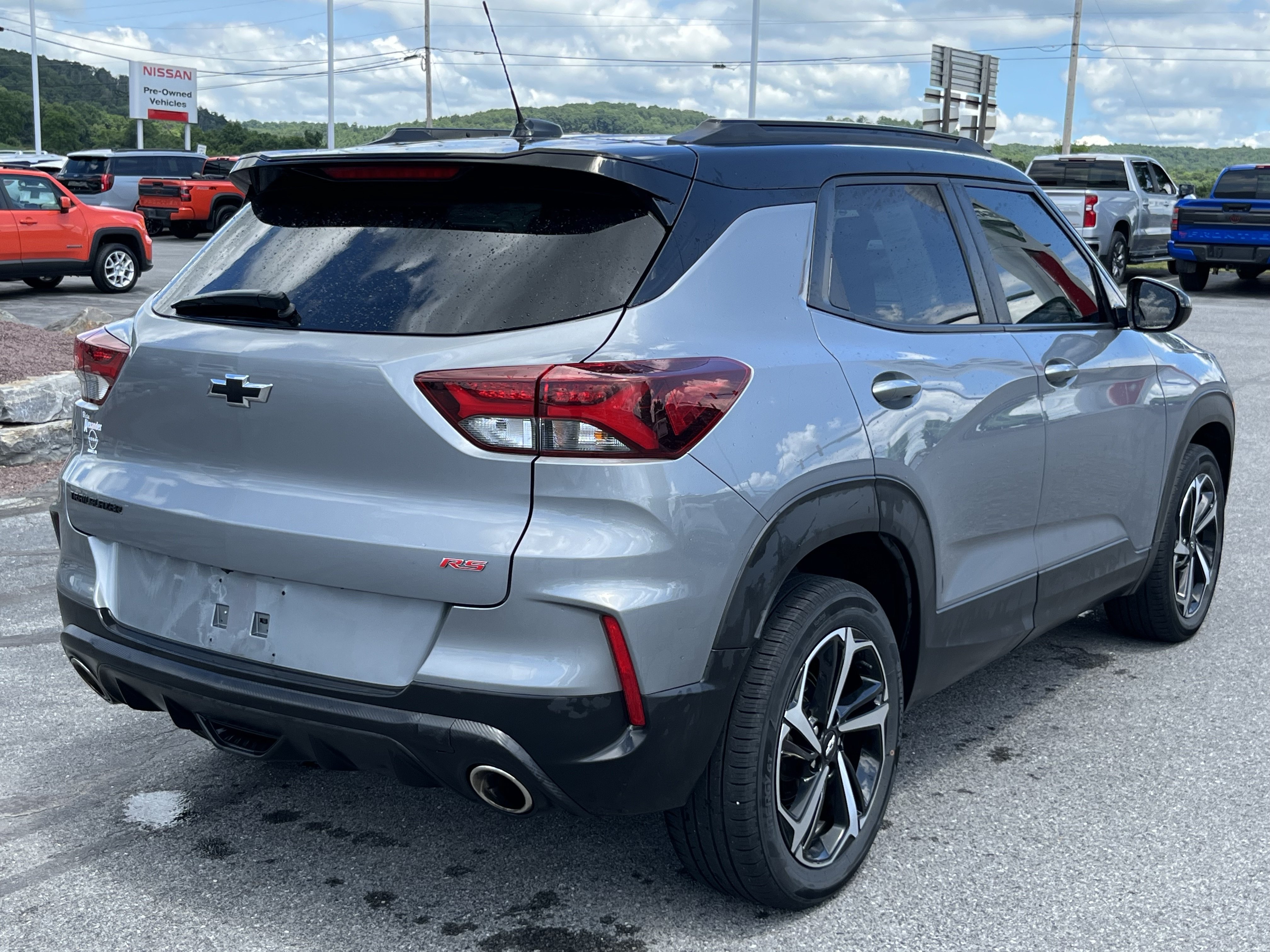 Used 2023 Chevrolet TrailBlazer RS FWD image 5