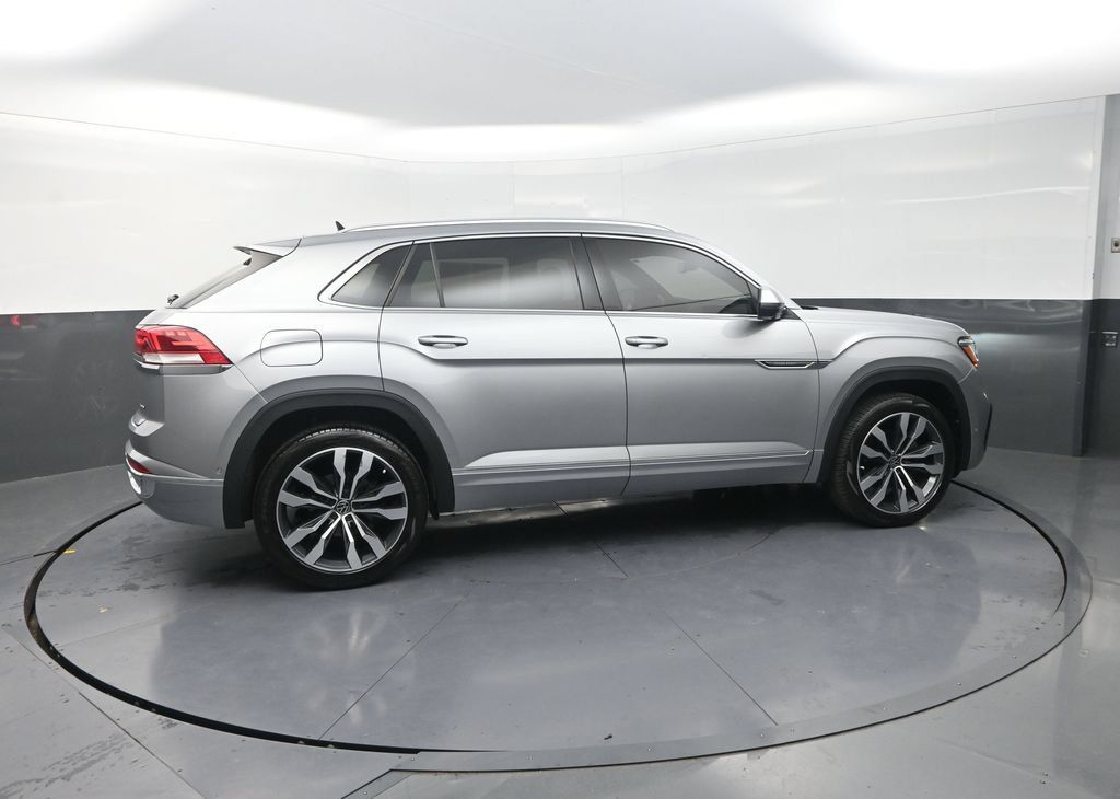 Used 2023 Volkswagen Atlas Cross Sport SEL Premium R-Line AWD/4WD image 11