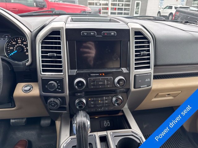 Used 2016 Ford F150 Lariat w/ Equipment Group 502A Luxury AWD/4WD image 13