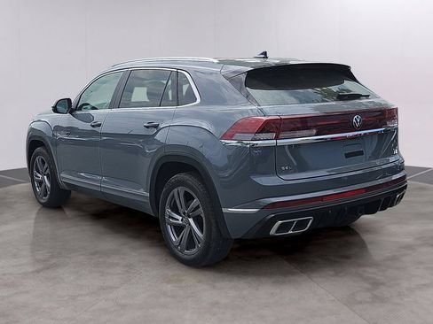 Used 2024 Volkswagen Atlas Cross Sport SEL R-Line AWD/4WD image 6