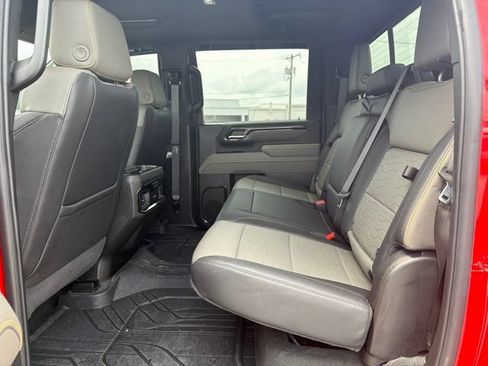 Used 2025 Chevrolet Silverado 2500 ZR2 AWD/4WD image 38