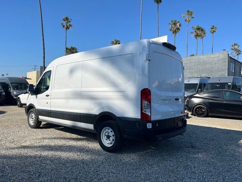 Used 2019 Ford Transit 150 image 10