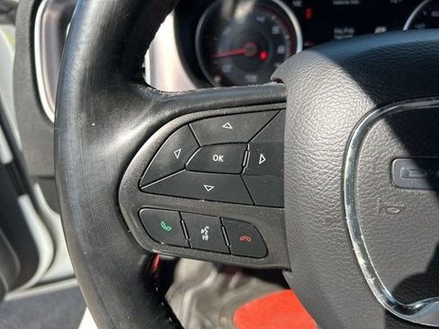 Used 2020 Dodge Charger SXT RWD image 17