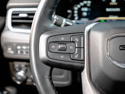 Used 2023 GMC Yukon Denali AWD/4WD image 20