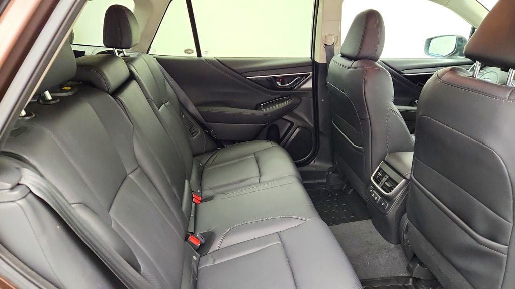 Used 2021 Subaru Outback Limited AWD/4WD image 21