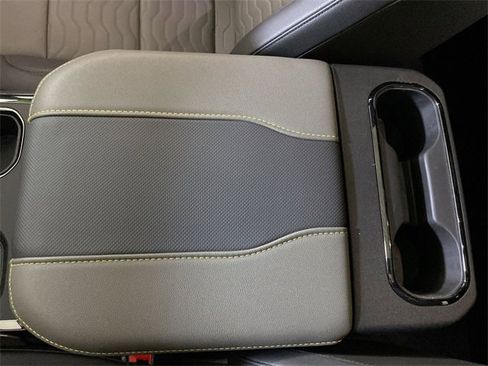 Used 2023 Chevrolet Silverado 1500 ZR2 w/ Technology Package image 42