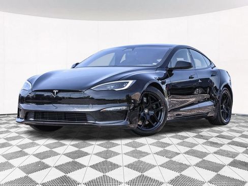 Used 2023 Tesla Model S Plaid AWD/4WD image 2