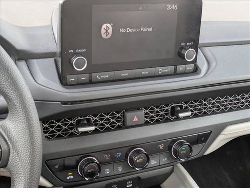 Used 2024 Honda Accord EX image 11
