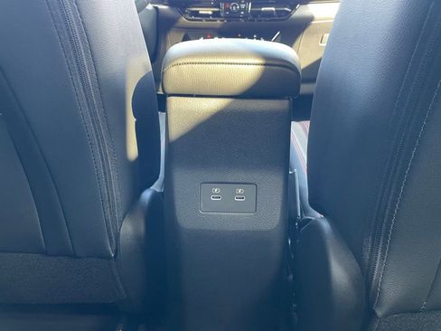 New 2026 Nissan Kicks SR w/ Cold Weather Package image 18