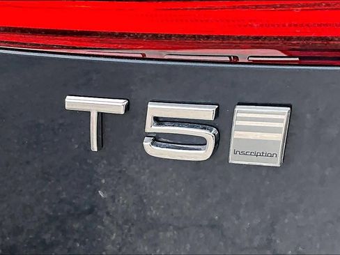Used 2020 Volvo XC60 T5 Inscription w/ Protection Package Premier FWD image 10