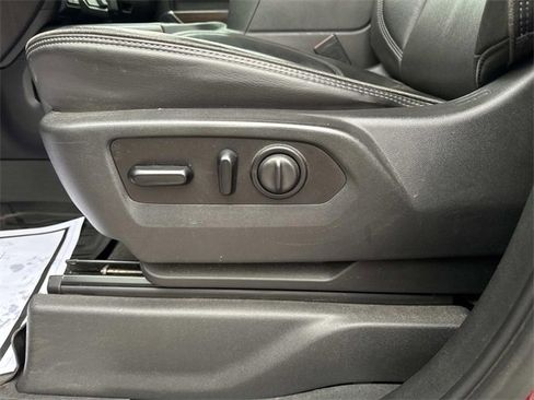 Used 2020 Chevrolet Silverado 2500 High Country image 25