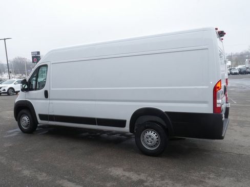 Used 2024 RAM ProMaster 3500 w/ Storage Group image 8