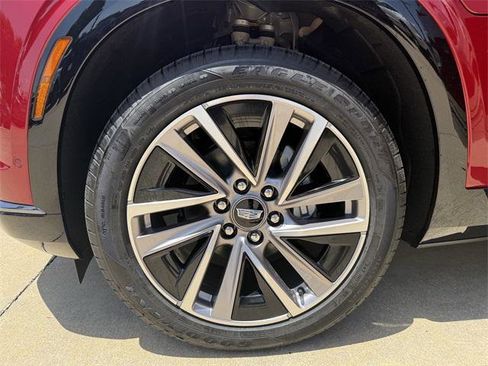 New 2026 Cadillac Vistiq Sport image 23