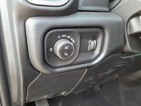 New 2026 RAM 2500 Tradesman AWD/4WD image 11