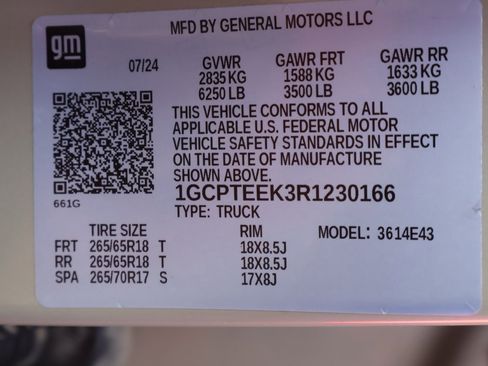 Used 2024 Chevrolet Colorado Trail Boss w/ Technology Package image 33